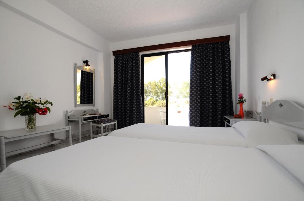Hotel Tina Flora Kolímbia Kültér fotó